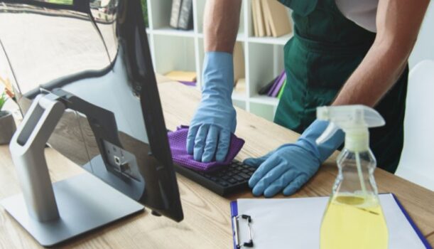 Jak odpowiednio dbać o porządek w firmie?